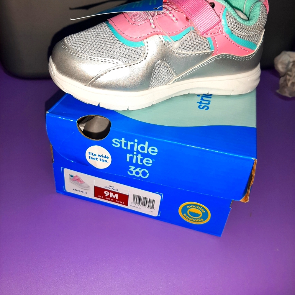 Stride Rite 360 size 9 Silver Pink Teal